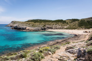 Randonnée de la cala Torta à la plage de Sa Font Celada – Cala Torta