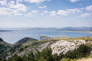 Presqu'île de Formentor – Baie de Pollença vue depuis la tour Albercutx