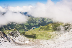 Randonnée du lac Presset – Lac de Roselend vu depuis la brèche de Parozan