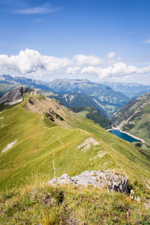 Randonnée du rocher du Vent – Roches Merles