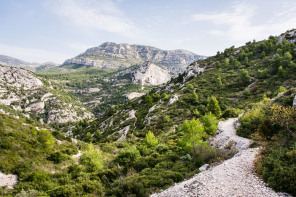 Randonnée des calanques de Sormiou et Morgiou – Montée vers le canapé de Sormiou