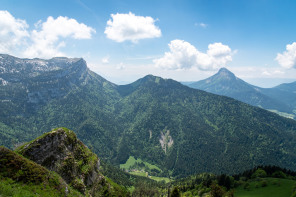 Randonnée du bec de La Scia (printemps) – Montée jusqu'à la table d'orientation