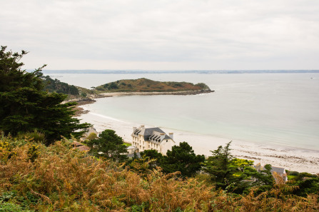 Trébeurden – Vue de la pointe de Bihit depuis la corniche de Pors Mabo