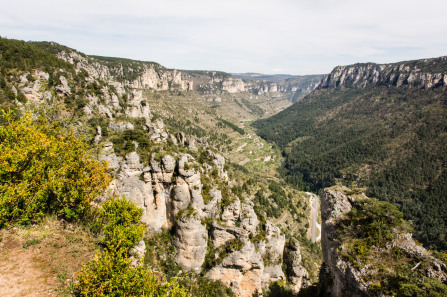 Randonnée sur les corniches du causse Méjean – Côté Jonte