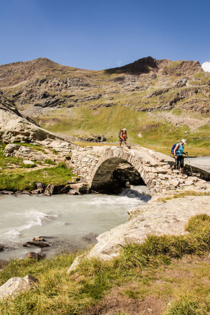 Randonnée jusqu'au lac du Grand Méan – Pont romain