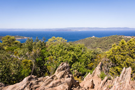 Port-Cros – Vue depuis le mont Vinaigre