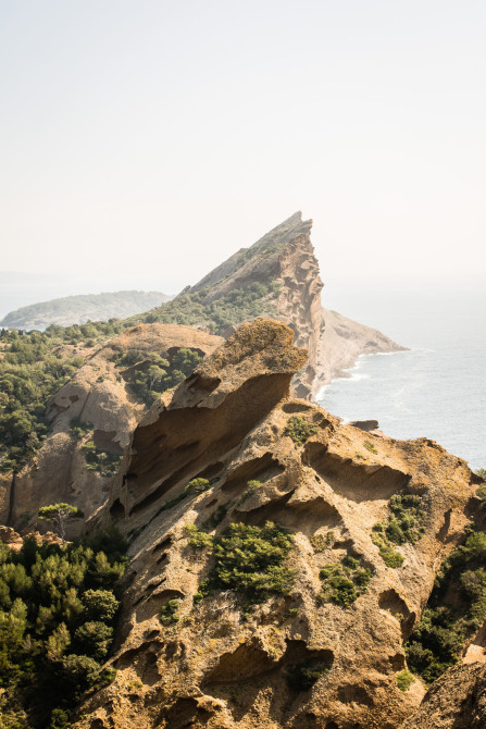 Notre-Dame de la Garde – Vue sur les Trois Secs