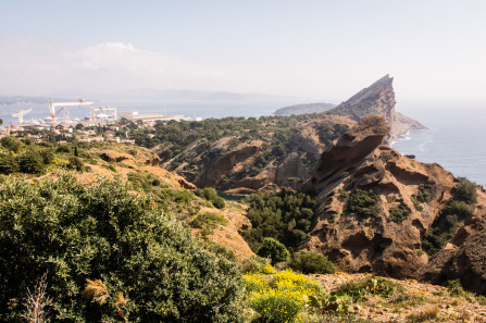 Notre-Dame de la Garde – Vue sur les Trois Secs