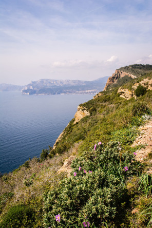 Chemin du Sémaphore – Vue sur les calanques de Cassis