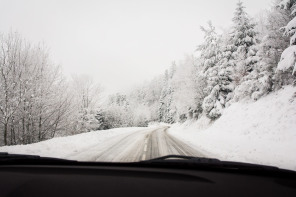 Montée au col de l'Œillon en hiver