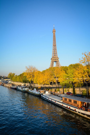 Vue de la tour Eiffel depuis le pont de Bir-Hakeim