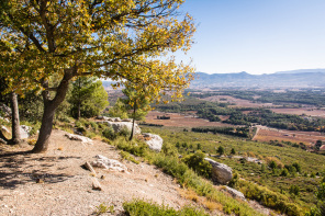 Randonnée du tour du plateau de Cengle – Descente vers la vallée de l'Arc