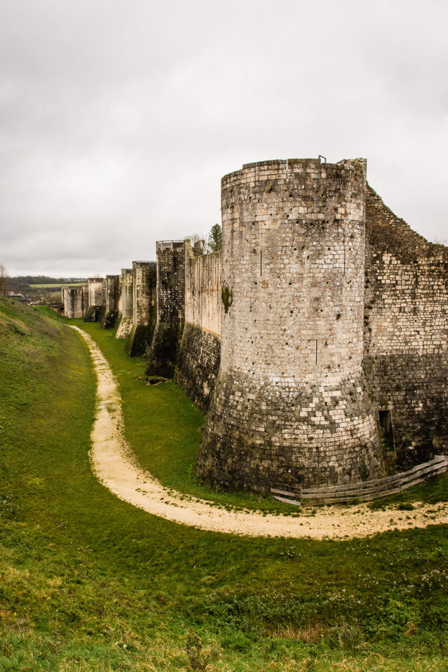 Provins – Allée des Remparts