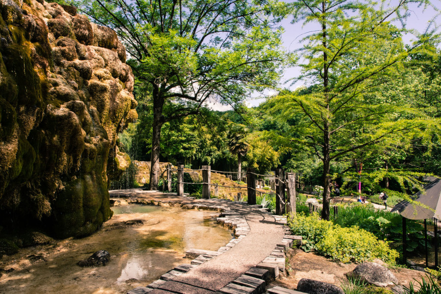 Jardin des Fontaines Pétrifiantes