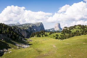 Trek autour des Hauts Plateaux – Pas de l'Aiguille