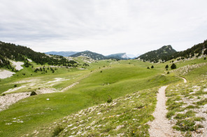 Trek autour des Hauts Plateaux – Plaine de la Queyrie