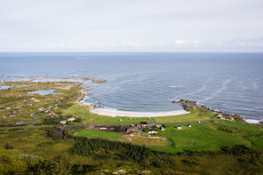 Randonnée du Hoven – Plage d’Hovsvika