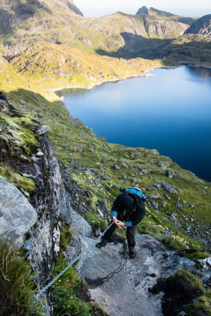 Trek de Hermannsdalstinden