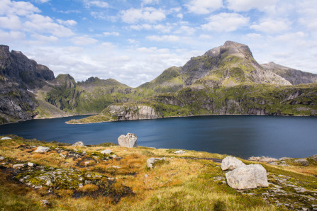 Trek de Hermannsdalstinden