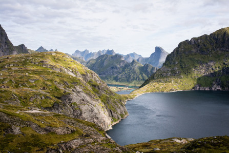 Trek de Hermannsdalstinden