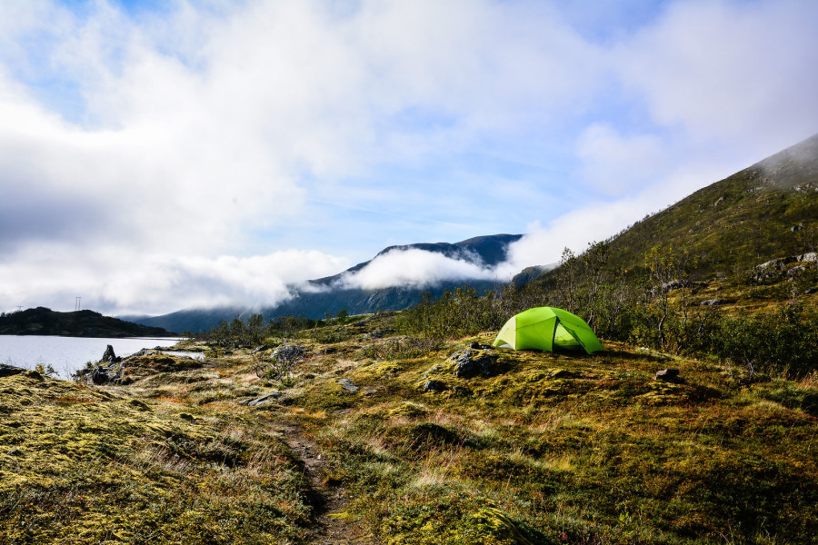 Camping sauvage à Skinnkollvatnet
