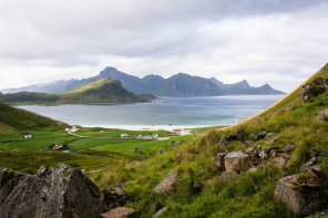 Randonnée de Mannen et Himmeltinden – Plage d’Haukland