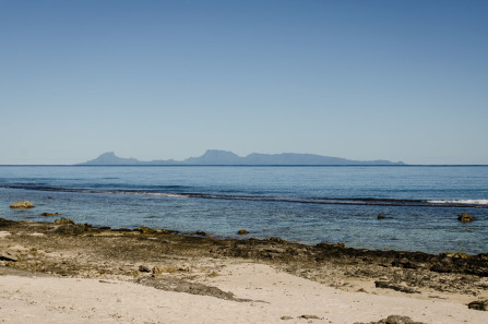 Vue de Raiatea depuis le Fare Maeva