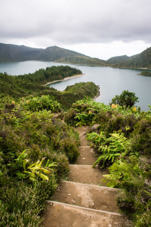 Descente au bord du lagoa do Fogo